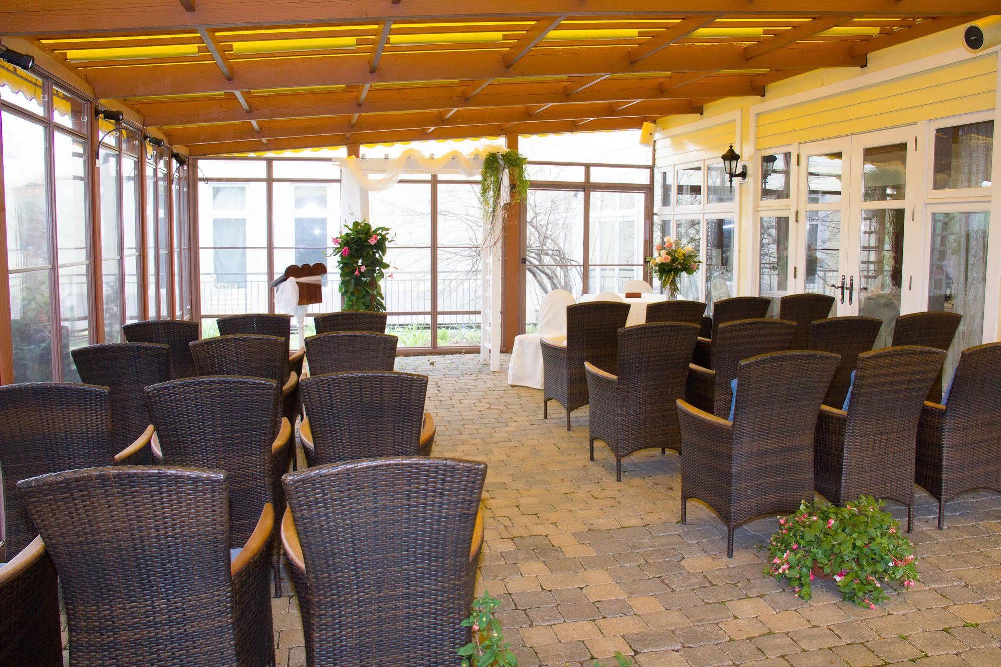Auberge West Brome Eksteriør billede